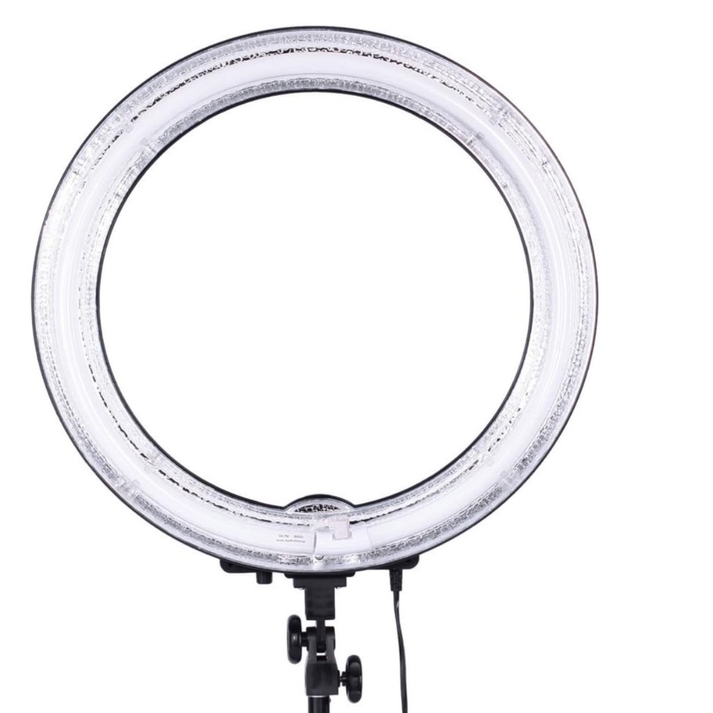 Neewer 18 inches 75W 5500K Dimmable Fluorescent Ring Light - Picture 5 of 5